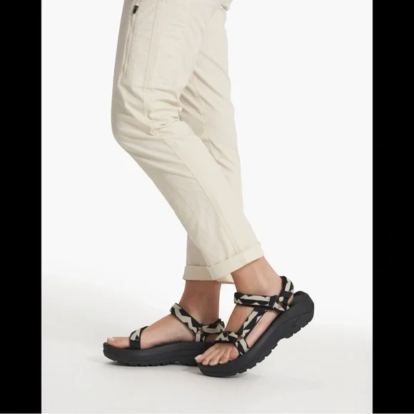 Vuori Ripstop Pant in Natural Medium Gorpcore Activewear Utility - Picture 16 of 16